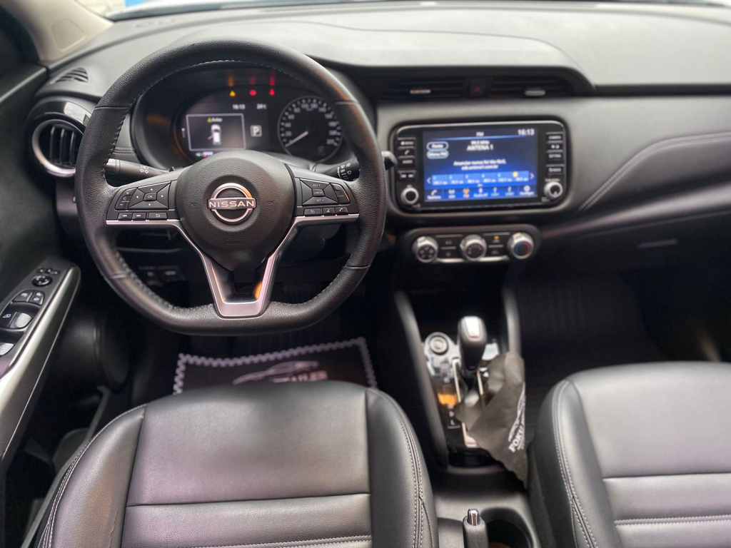 Nissan Kicks Prata