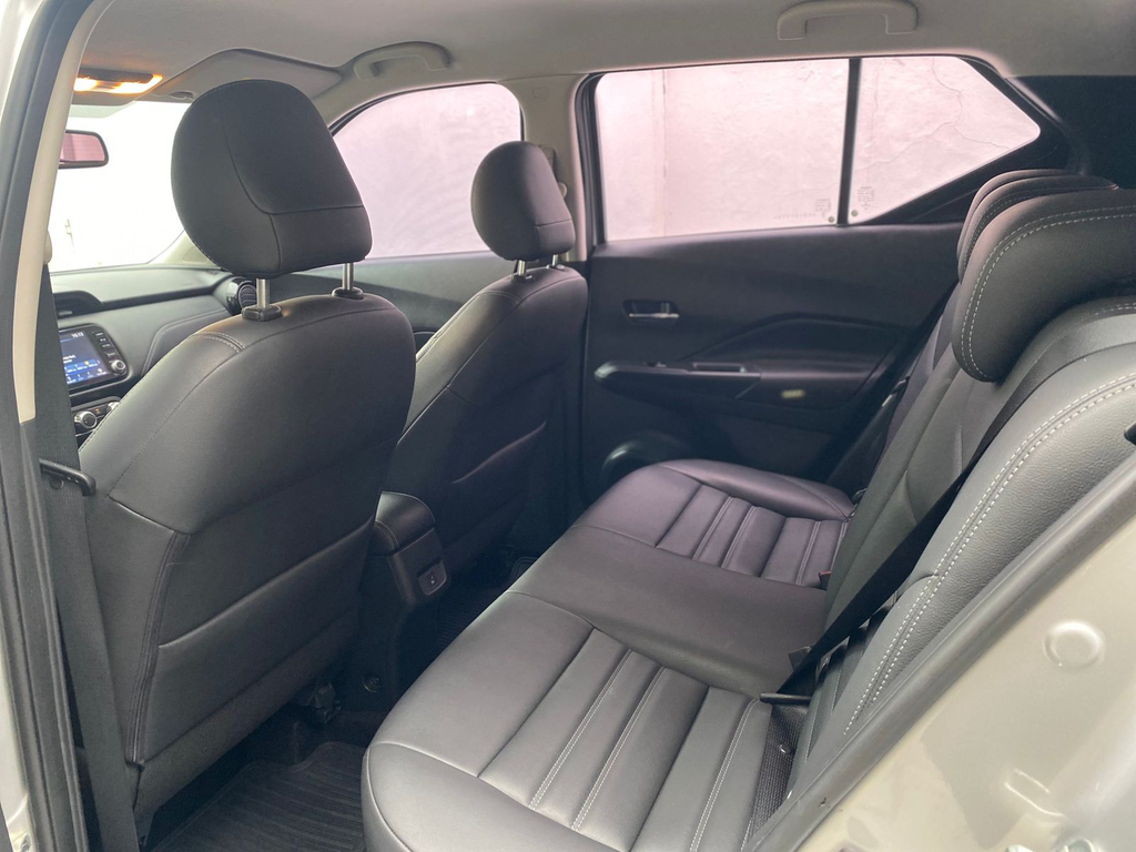 Nissan Kicks Prata