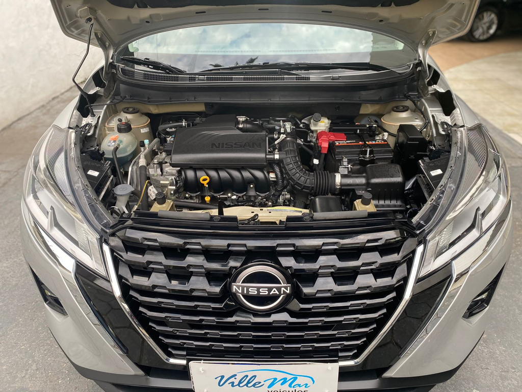 Nissan Kicks Prata