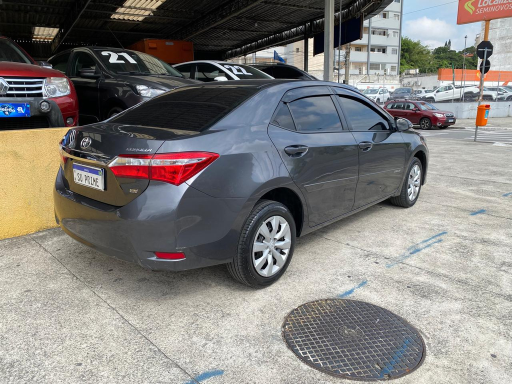 Toyota Corolla Cinza