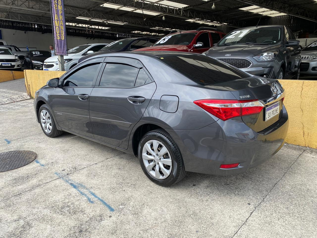 Toyota Corolla Cinza