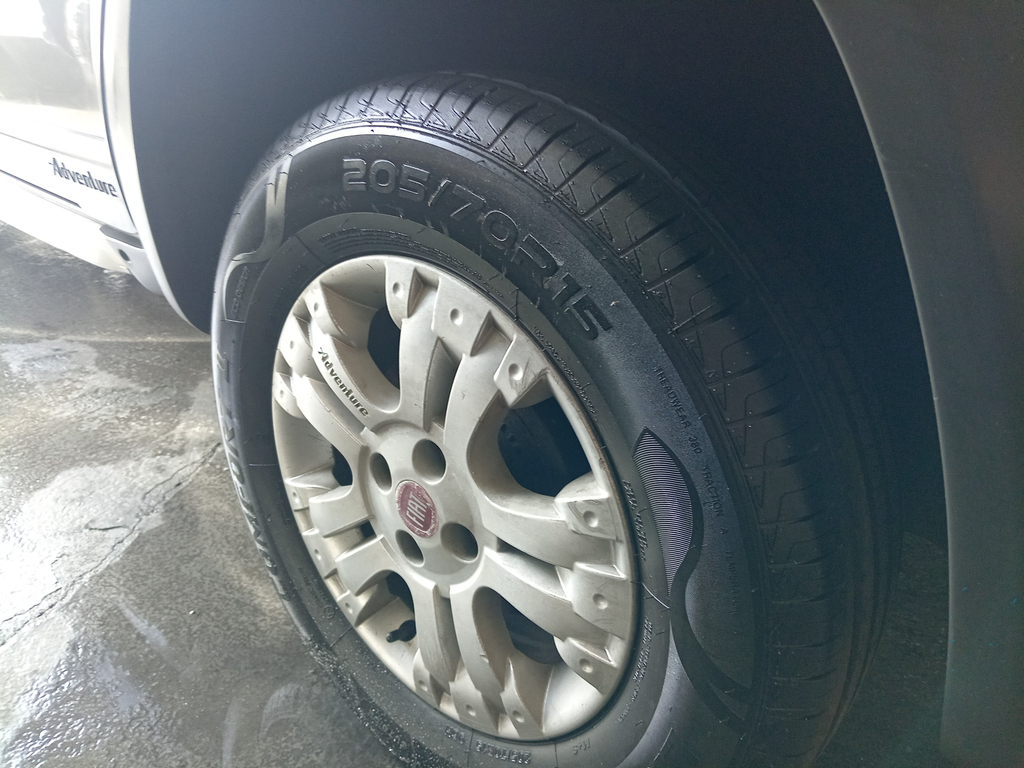 Fiat Palio Weekend Cinza
