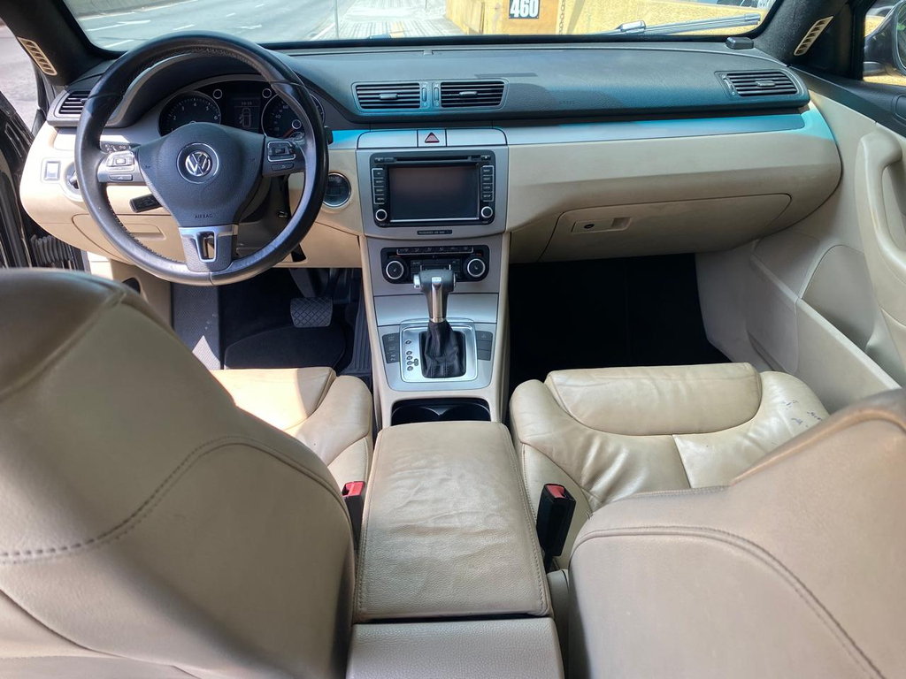 Volkswagen Passat Variant Preto