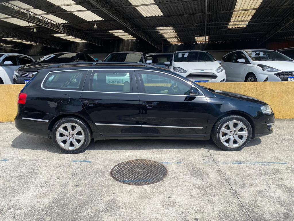 Volkswagen Passat Variant Preto