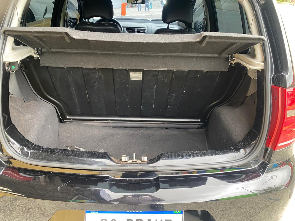 Volkswagen Fox Preto