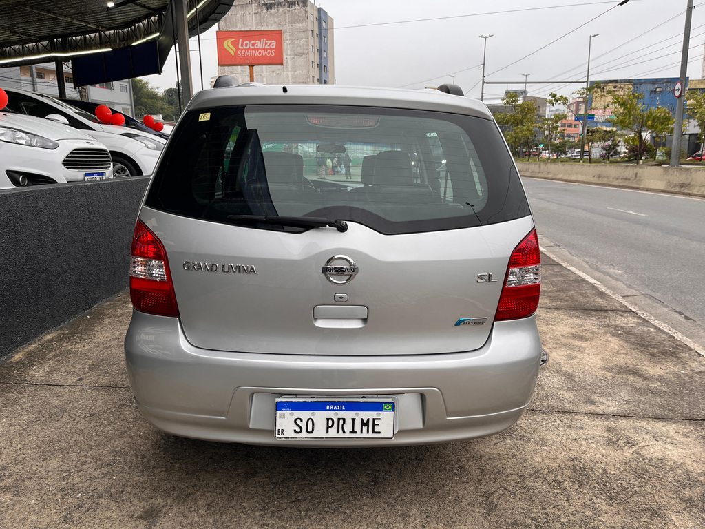 Nissan Livina Prata