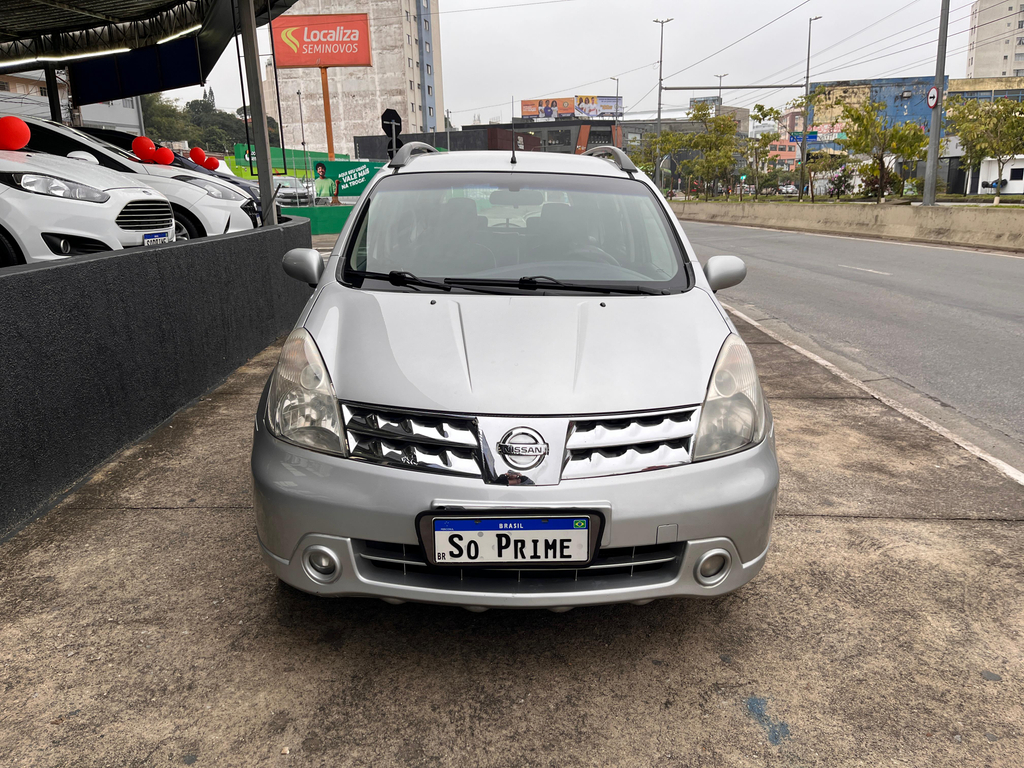 Nissan Livina Prata