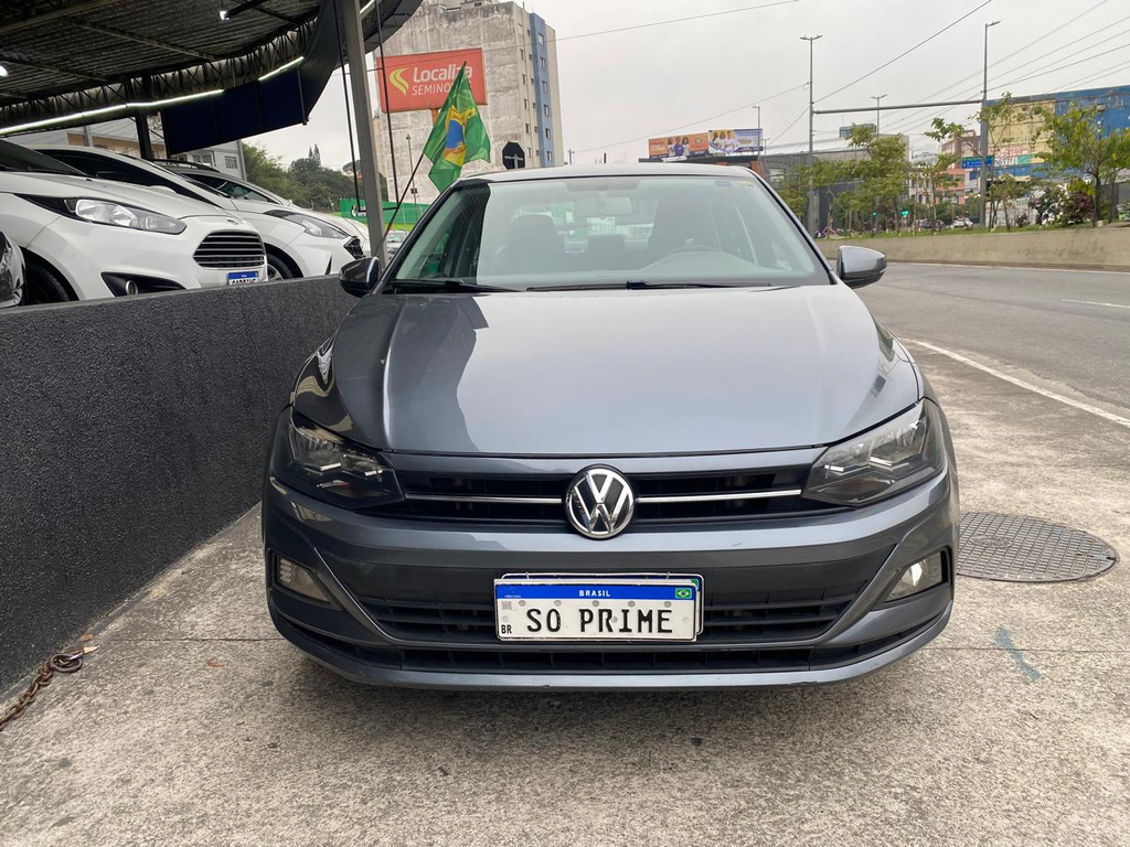 Volkswagen Virtus Cinza