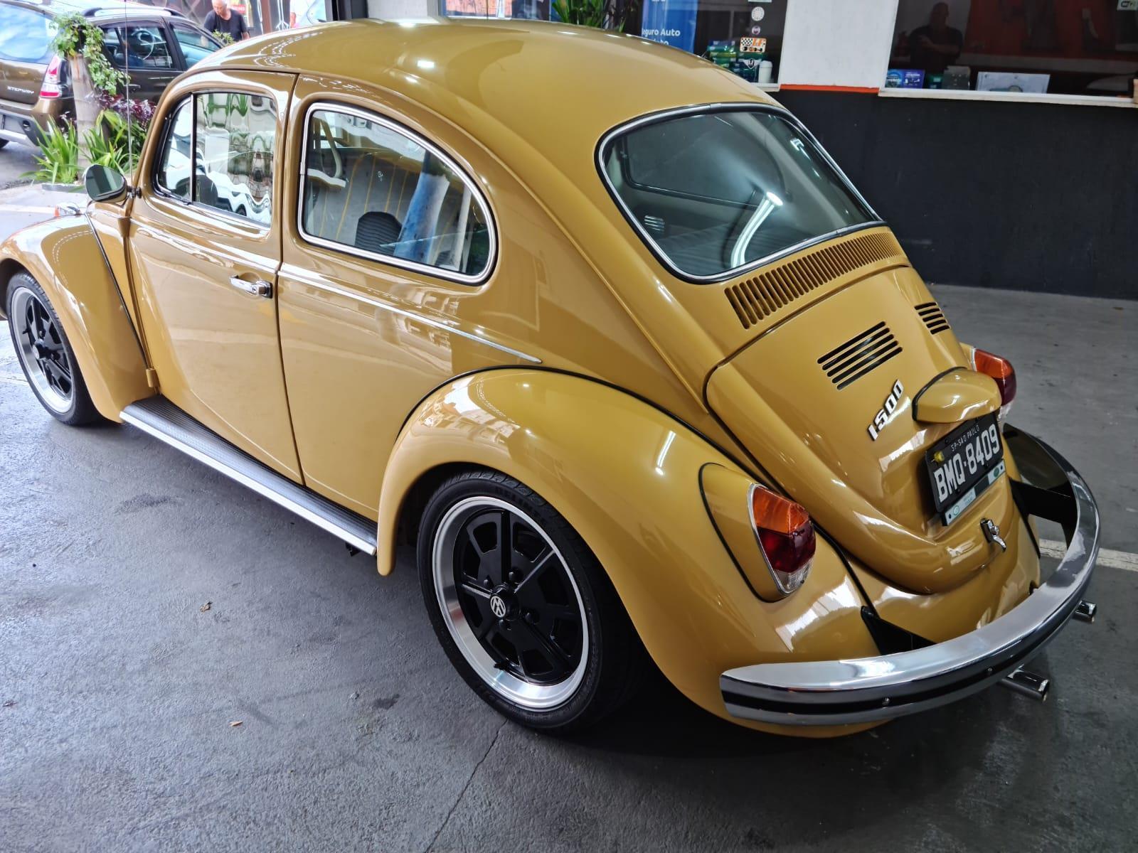 Volkswagen Fusca Amarelo