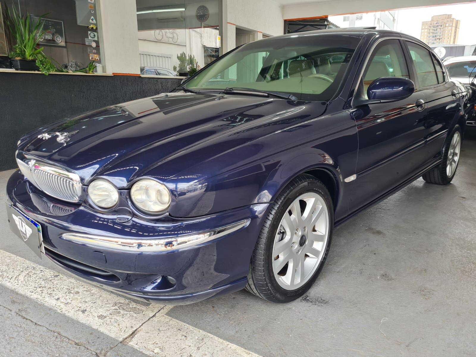 Jaguar X-Type Azul