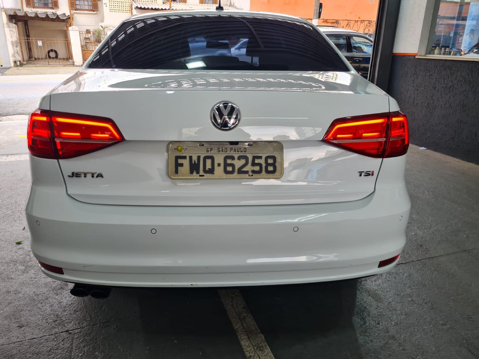 Volkswagen Jetta Branco