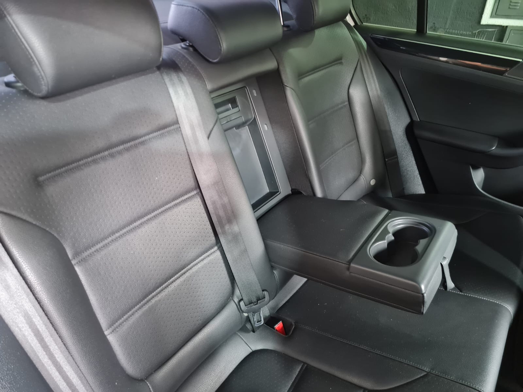 Volkswagen Jetta Branco