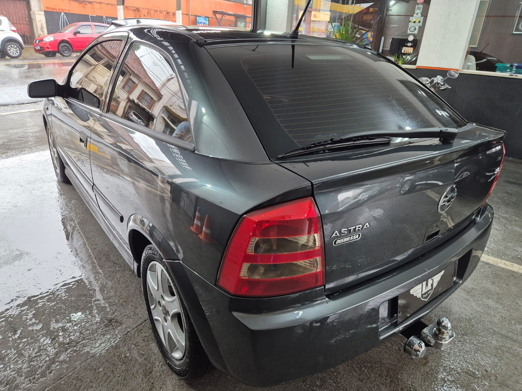 Chevrolet Astra Hatch Cinza