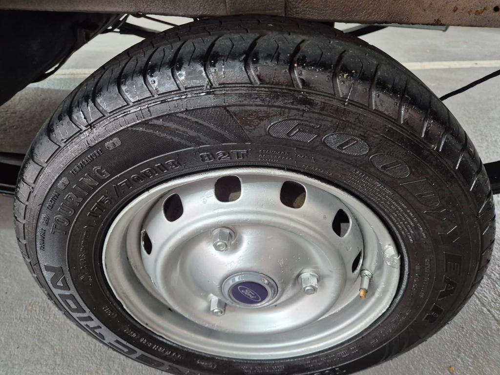 Ford Pampa Prata