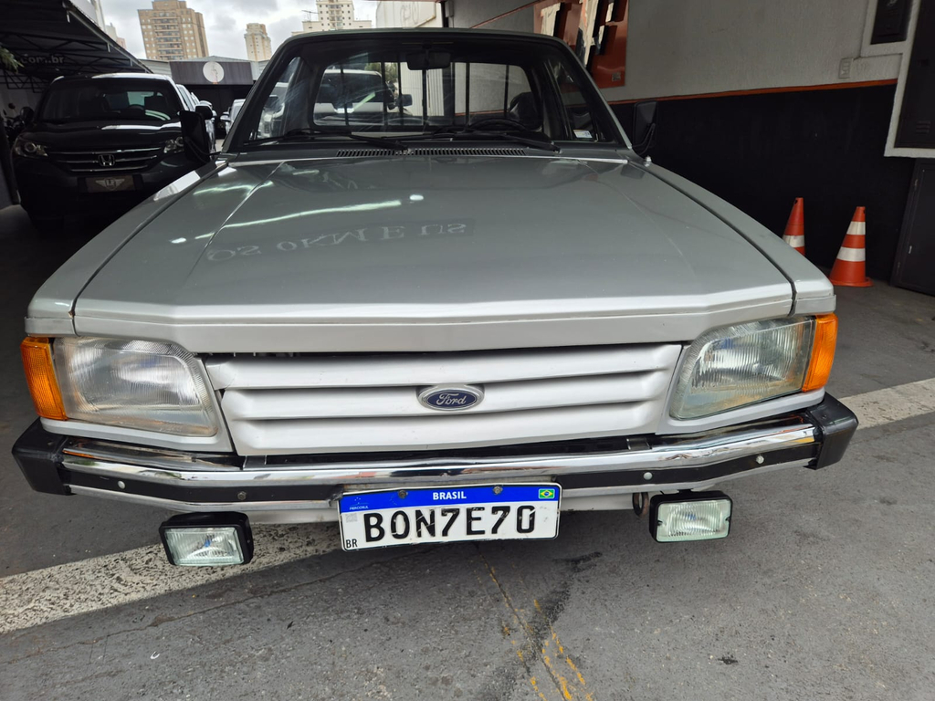 Ford Pampa Prata