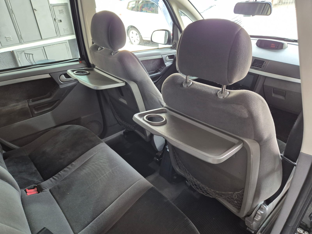 Chevrolet Meriva Preto