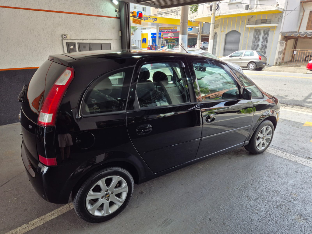 Chevrolet Meriva Preto