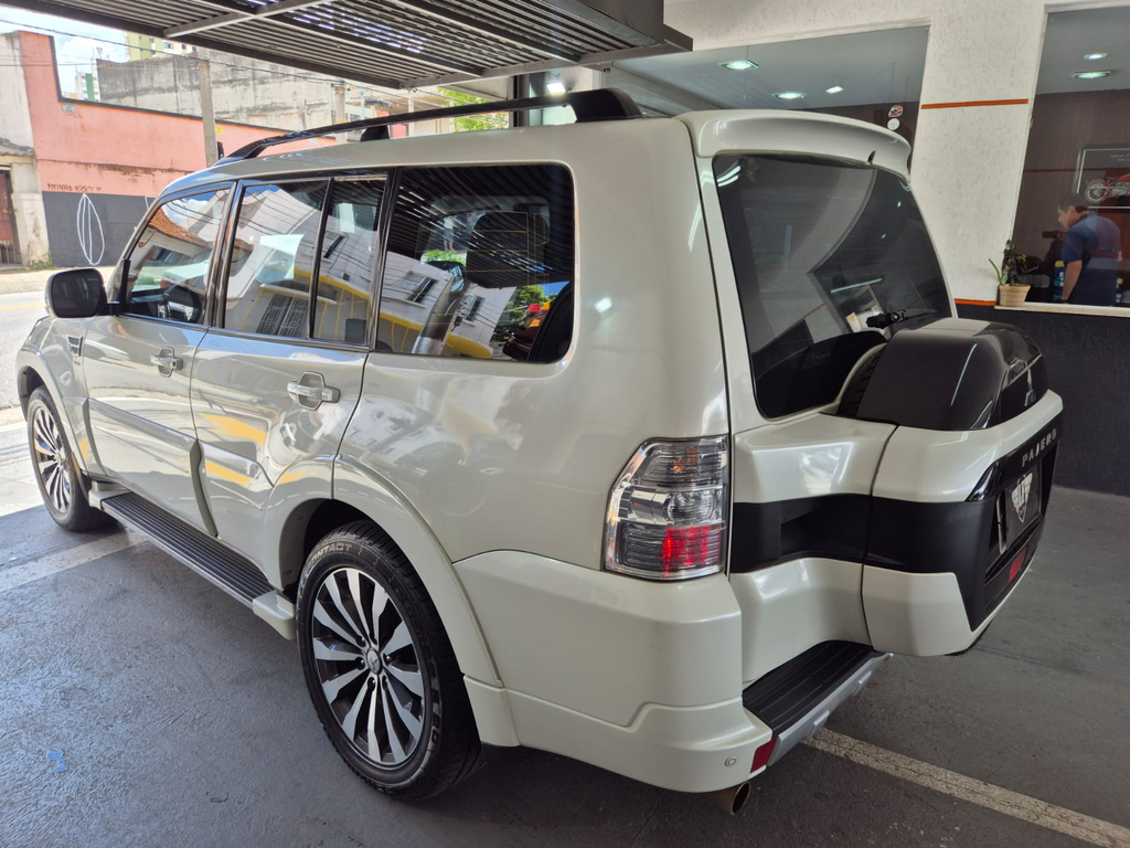 Mitsubishi Pajero Full Branco