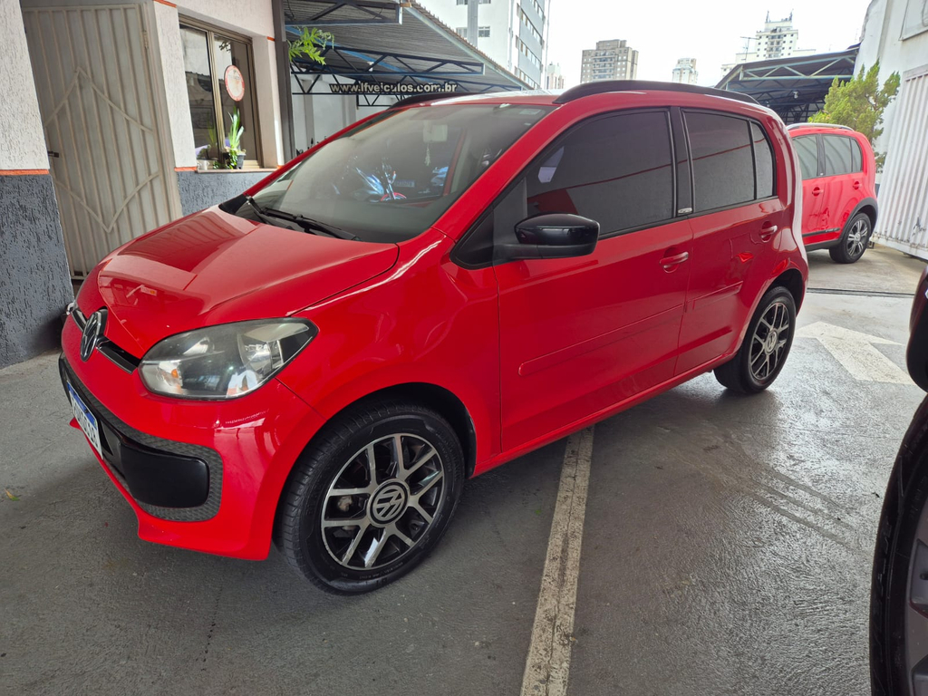 Volkswagen Up! Vermelho