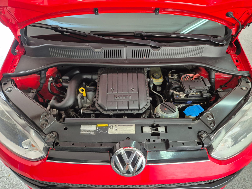 Volkswagen Up! Vermelho