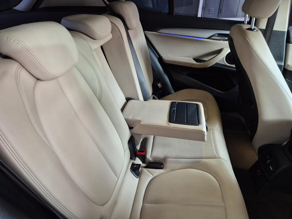 BMW X2 Cinza