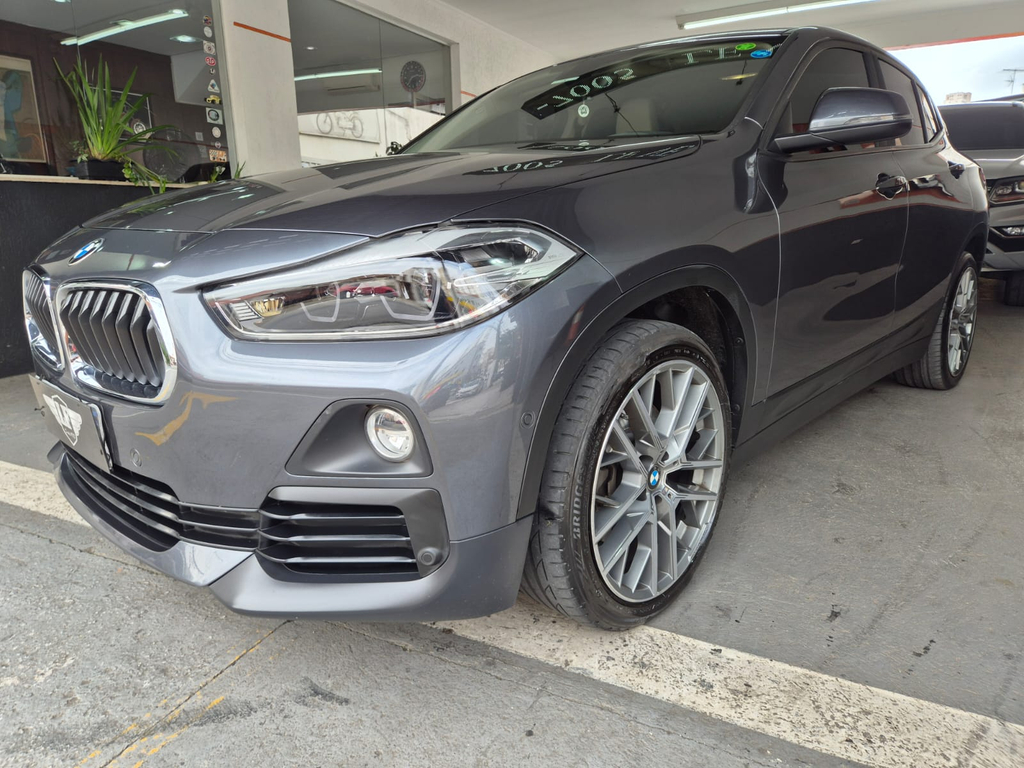 BMW X2 Cinza