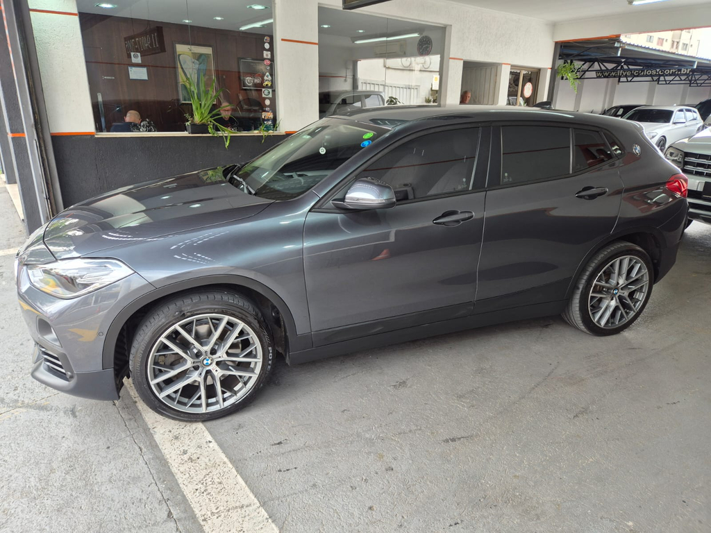 BMW X2 Cinza