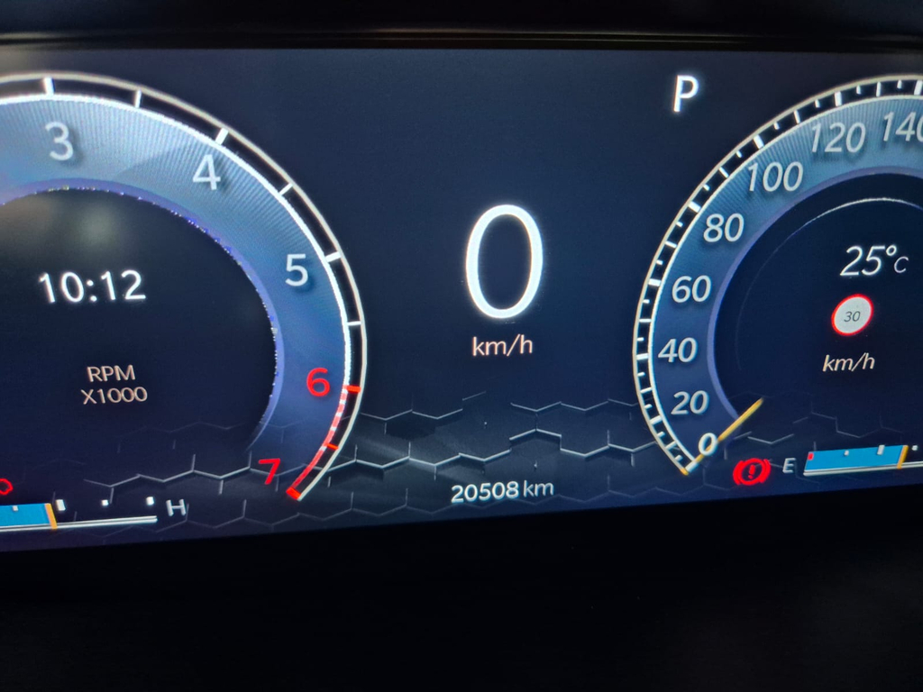 Jeep Commander Cinza
