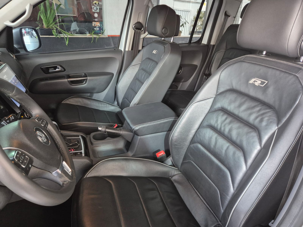 Volkswagen Amarok Prata