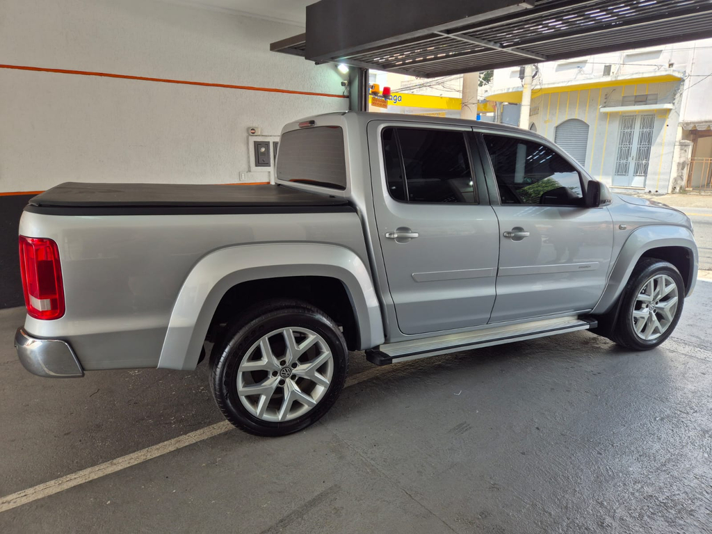 Volkswagen Amarok Prata