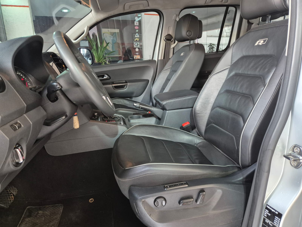 Volkswagen Amarok Prata