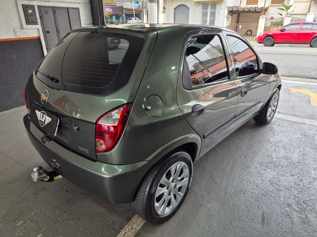 Chevrolet Celta Verde