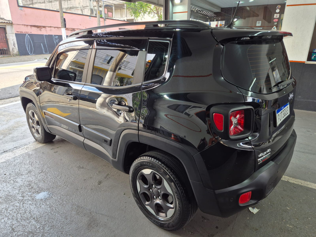 Jeep Renegade Preto