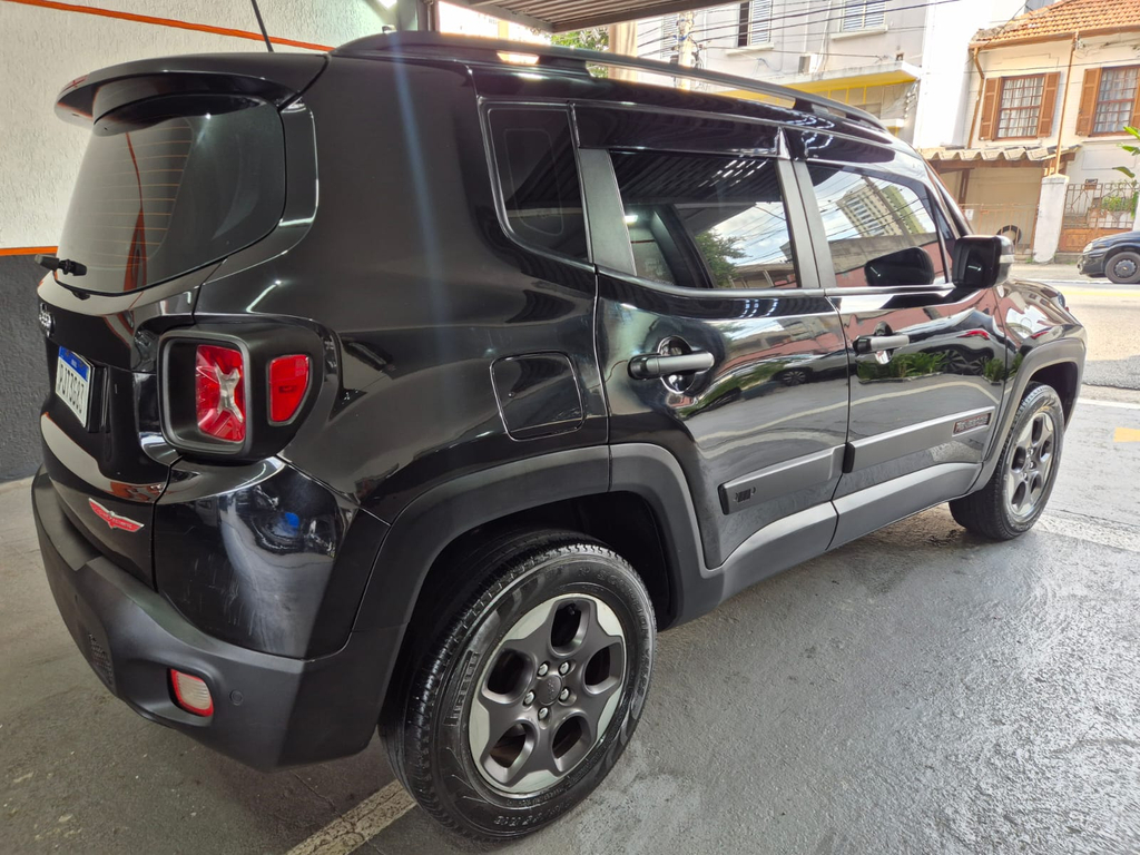 Jeep Renegade Preto