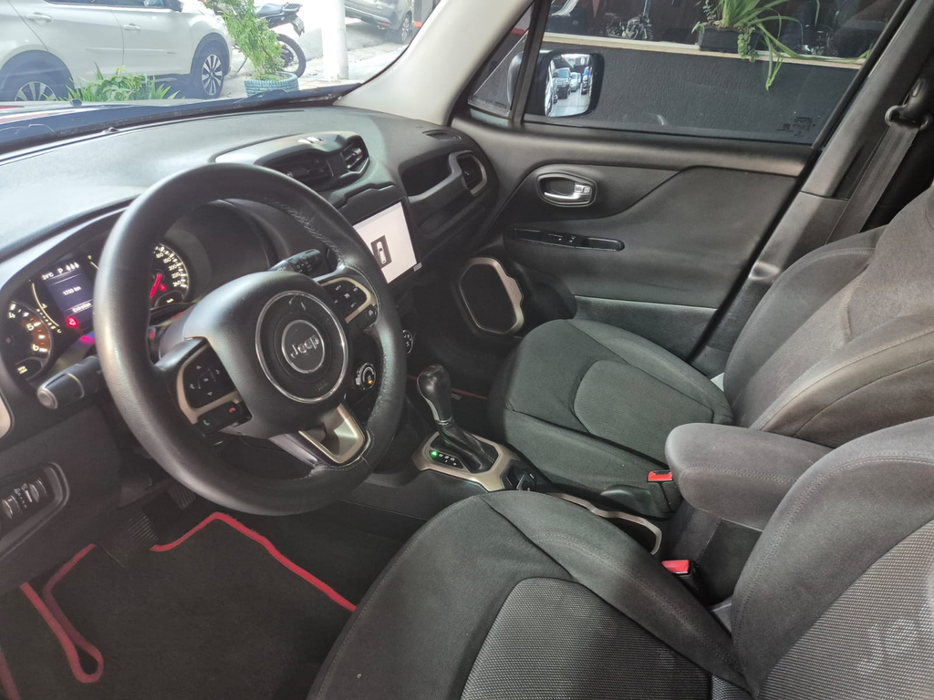 Jeep Renegade Preto