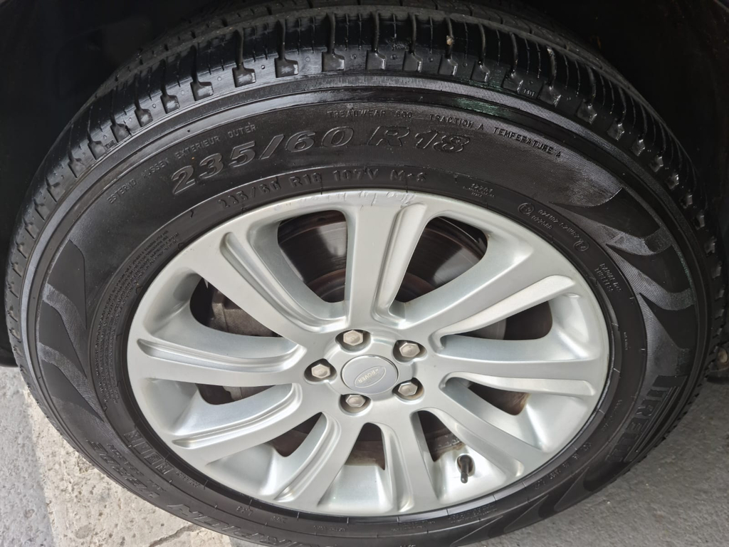 Land Rover Discovery Sport Cinza