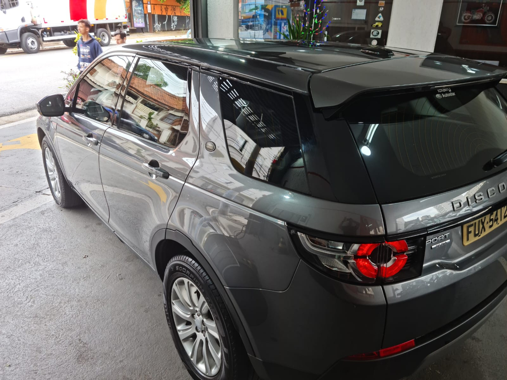 Land Rover Discovery Sport Cinza