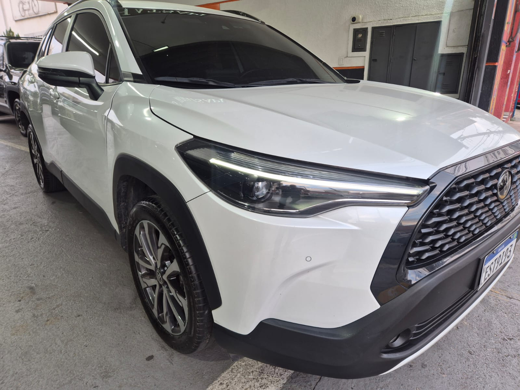 Toyota Corolla Cross Branco