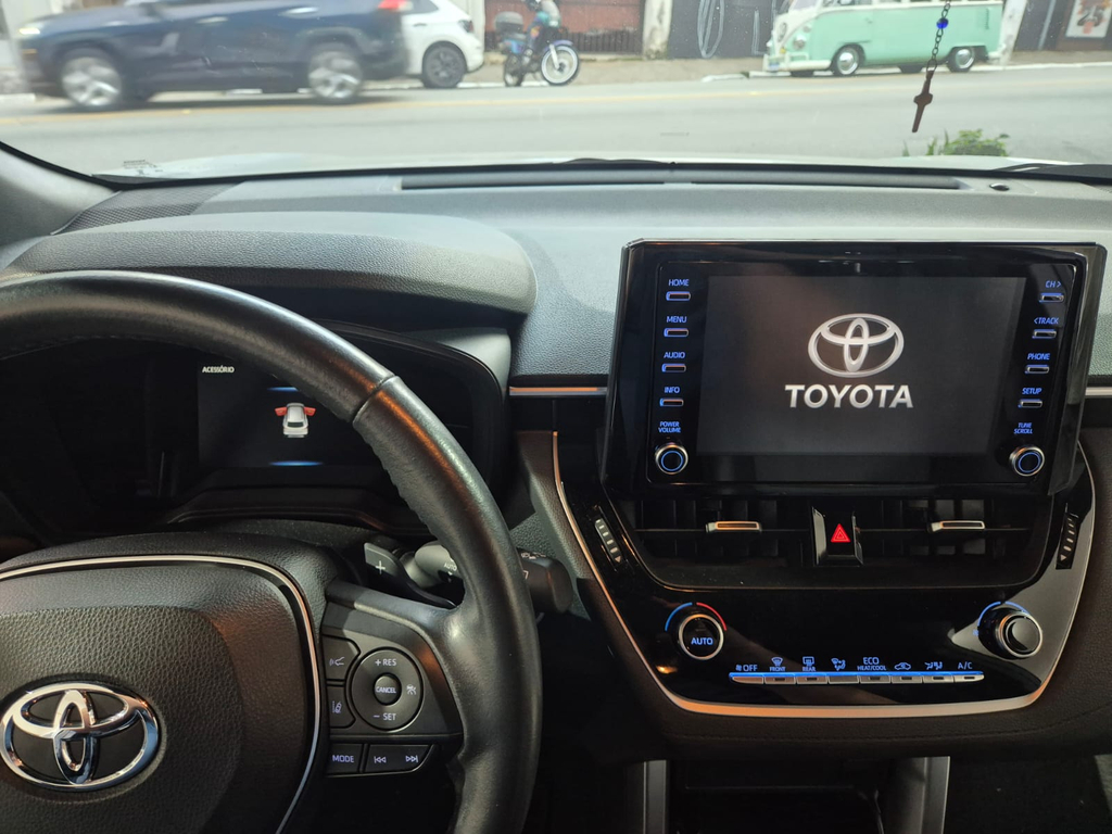 Toyota Corolla Cross Branco