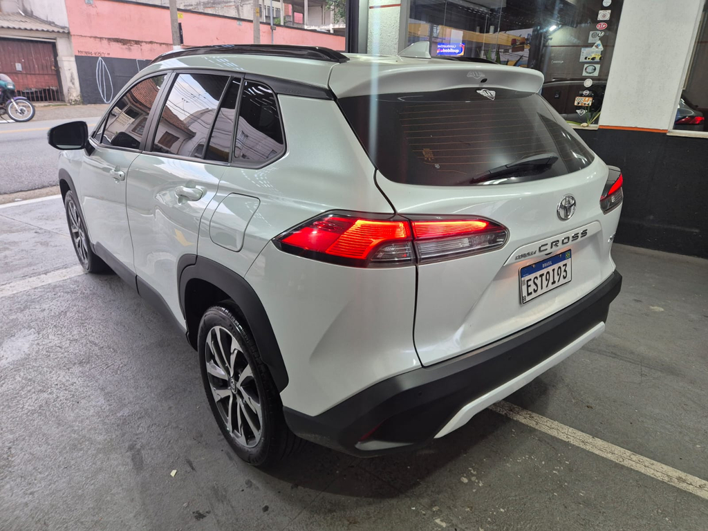 Toyota Corolla Cross Branco