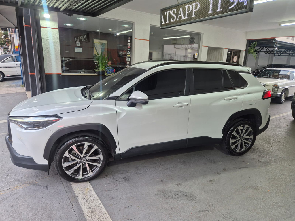 Toyota Corolla Cross Branco