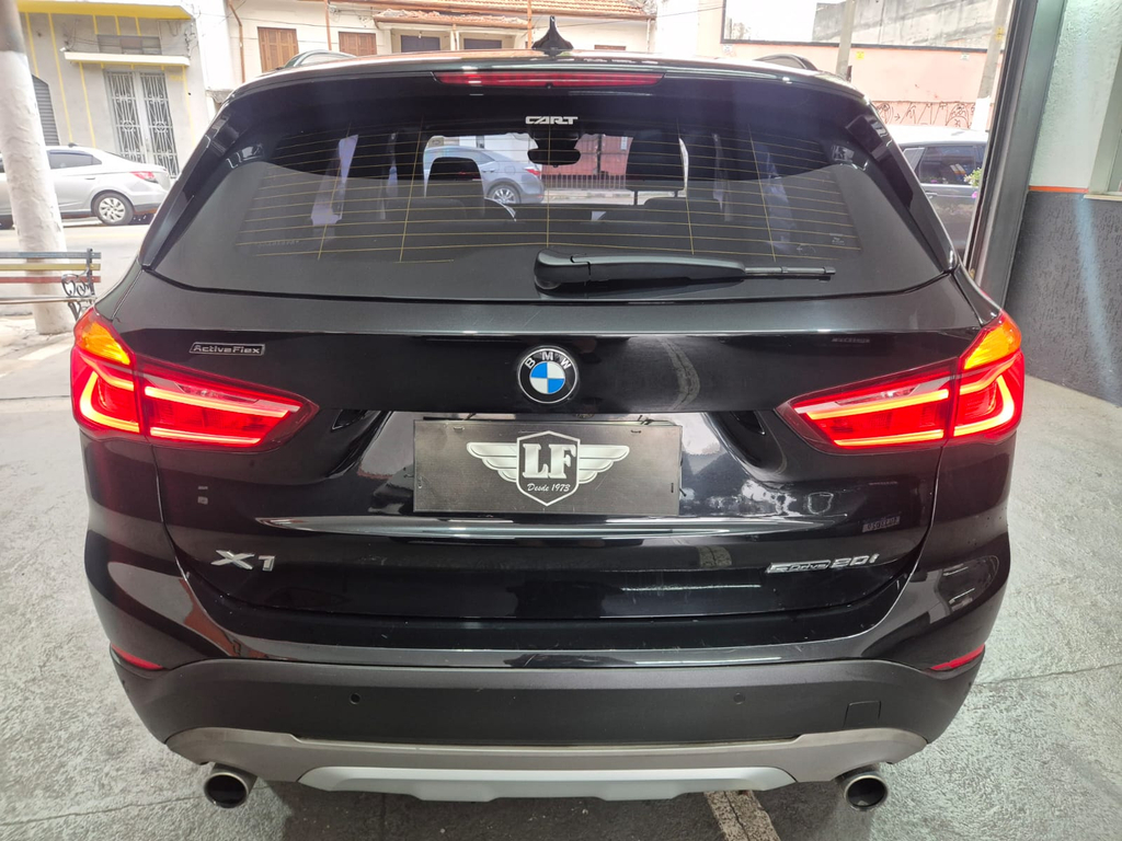 BMW X1 Preto