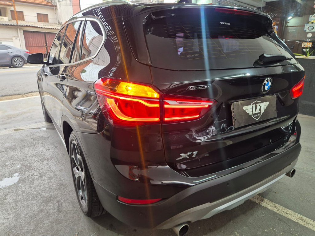 BMW X1 Preto