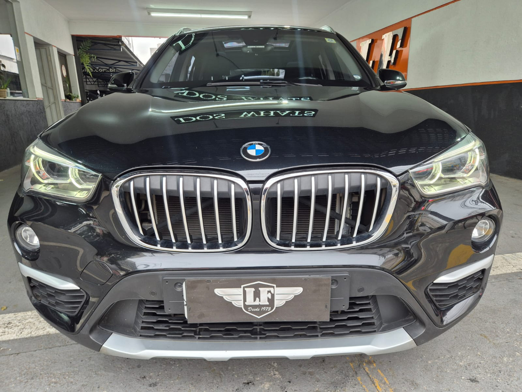 BMW X1 Preto