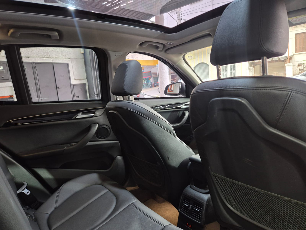 BMW X1 Preto