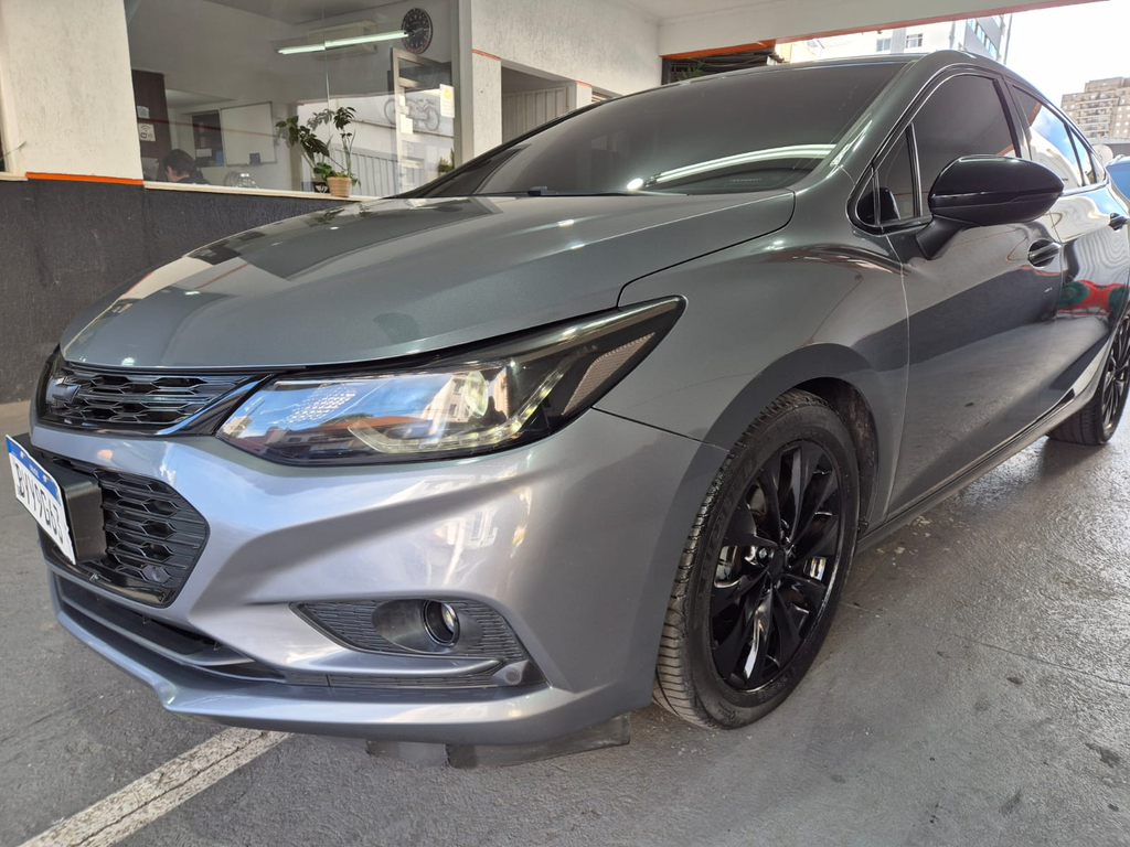 Chevrolet Cruze Sedan Cinza