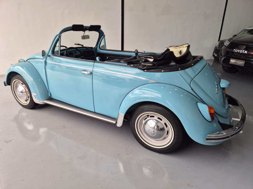 Volkswagen Fusca Azul