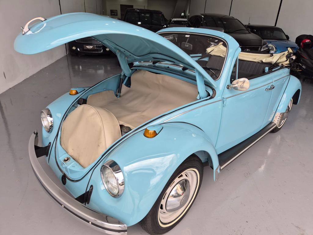 Volkswagen Fusca Azul