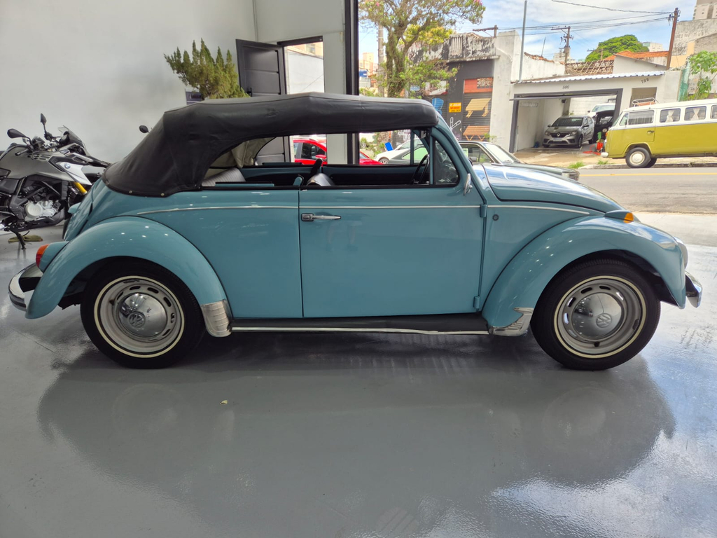 Volkswagen Fusca Azul