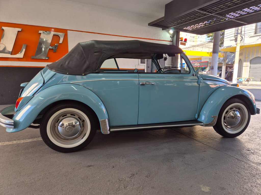 Volkswagen Fusca Azul